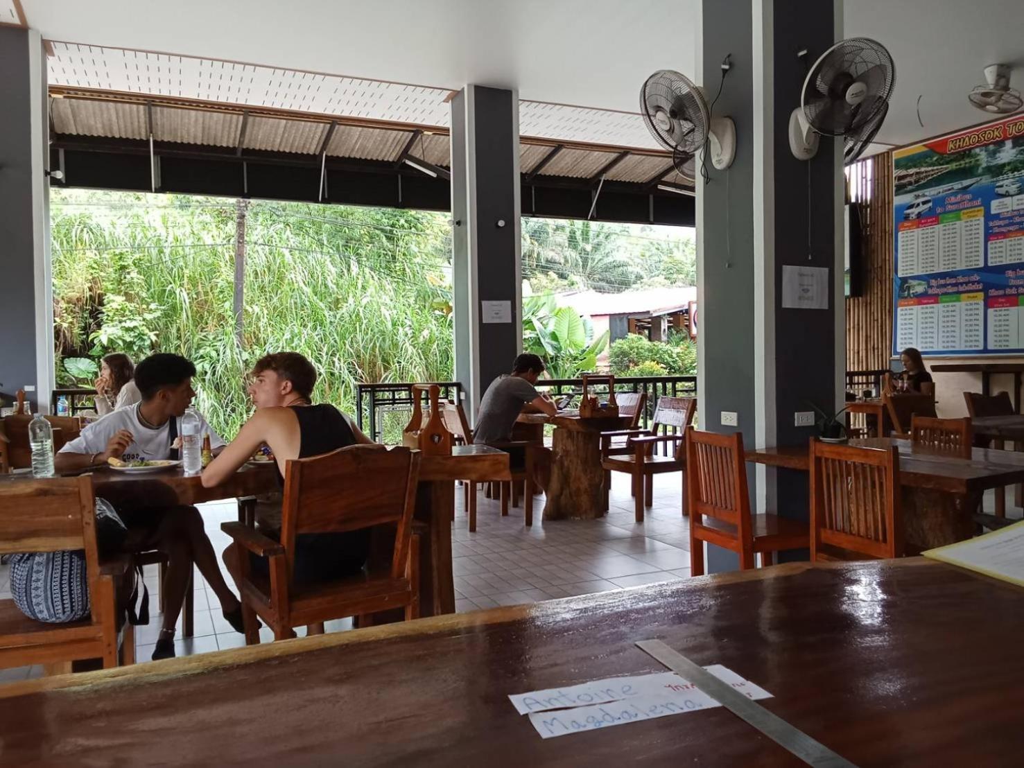 Khao Sok Inn Hostel Khao Sok National Park Extérieur photo